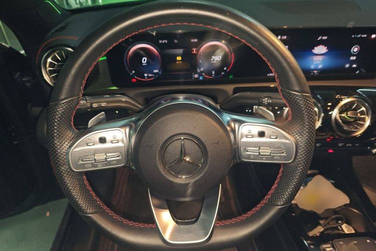 Used Mercedes-Benz CLA 2021 CLA 200 Shooting Brake Steering Wheel