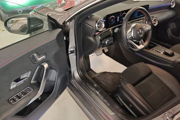Used Mercedes-Benz CLA 2021 CLA 200 Shooting Brake Driver Seat