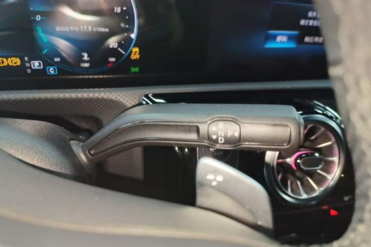 Used Mercedes-Benz CLA 2021 CLA 260 4MATIC Gear Lever