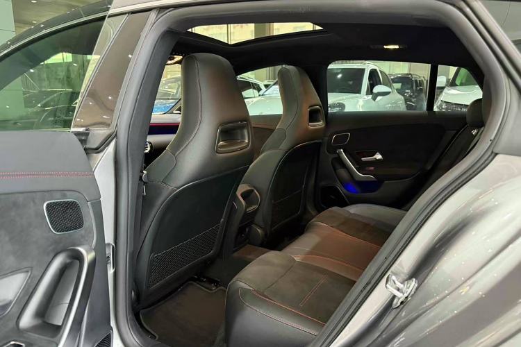 Used Mercedes-Benz CLA 2021 CLA 200 Shooting Brake Interior 4