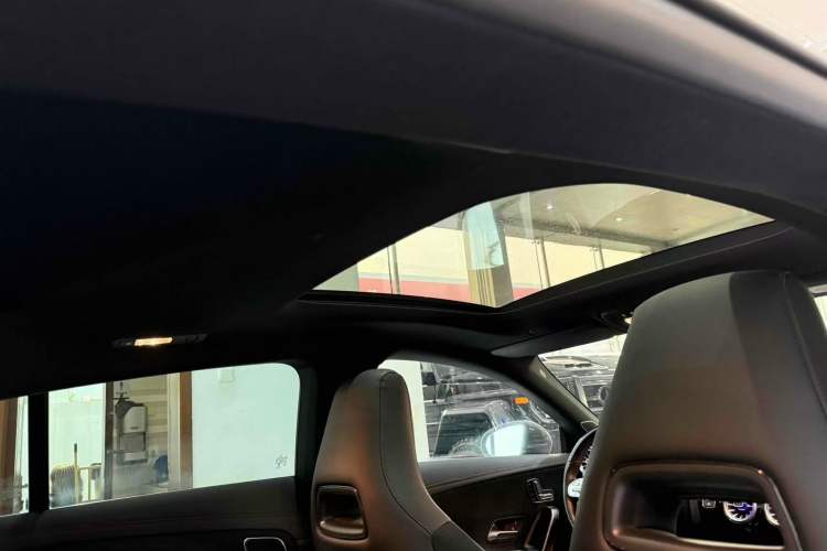 Used Mercedes-Benz CLA 2021 CLA 200 Shooting Brake Interior 5