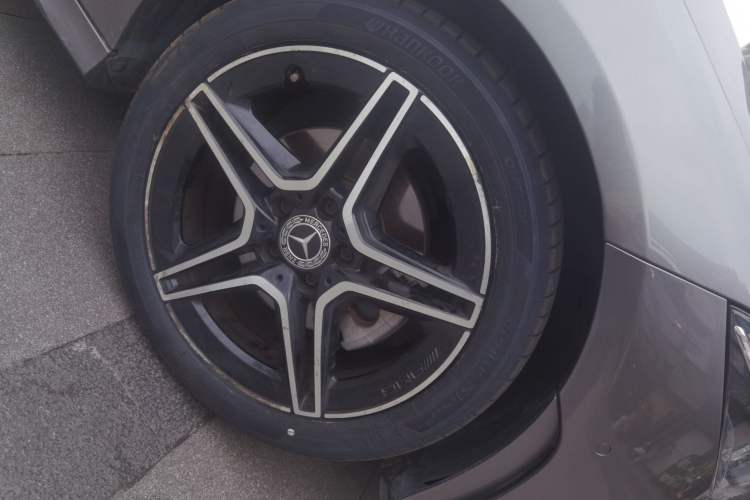 Used Mercedes-Benz CLA 2021 CLA 200 4MATIC Right Front Wheel Hub