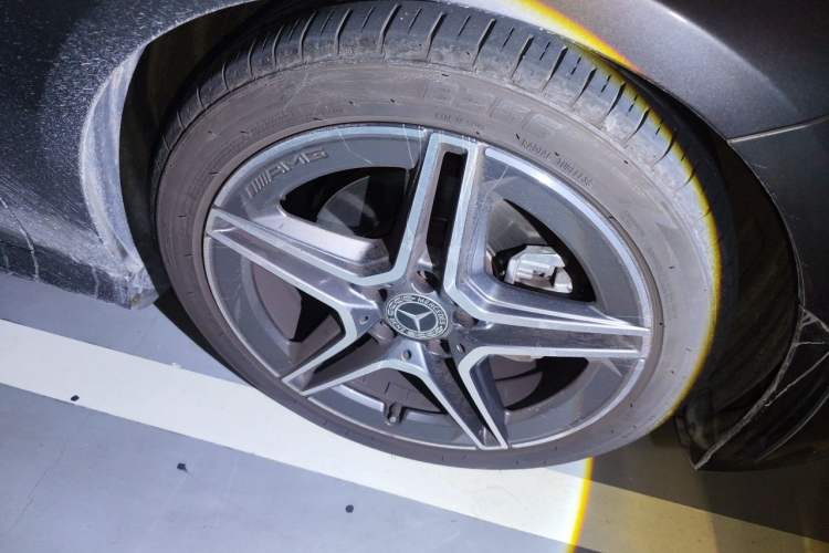 Used Mercedes-Benz CLA 2021 CLA 200 Right Front Wheel Hub
