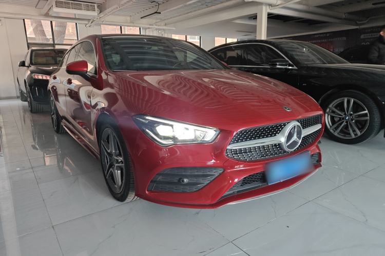 Used Mercedes-Benz CLA 2021 CLA 200 Shooting Brake Front Right 45 Deg