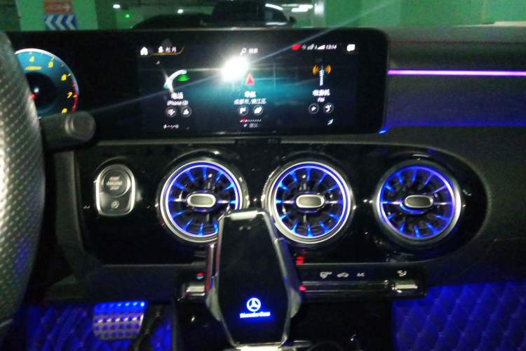 Used Mercedes-Benz CLA 2021 CLA 200 Shooting Brake Audio And AC Panel