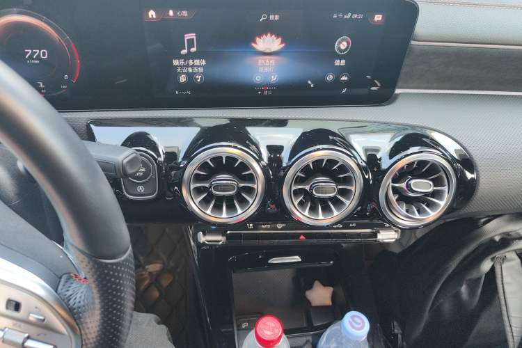 Used Mercedes-Benz CLA 2021 CLA 200 Shooting Brake Audio And AC Panel