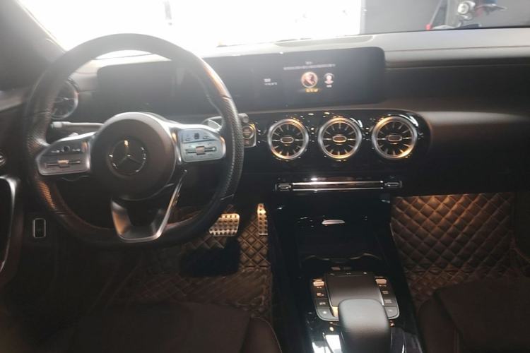 Used Mercedes-Benz CLA 2021 CLA 200 Center Console