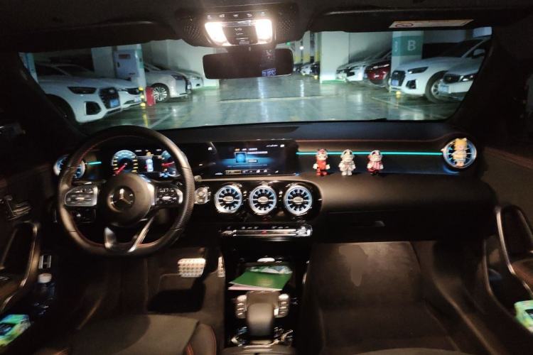 Used Mercedes-Benz CLA 2021 CLA 200 Center Console
