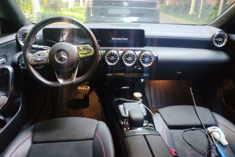 Used Mercedes-Benz CLA 2021 CLA 200 Shooting Brake Center Console