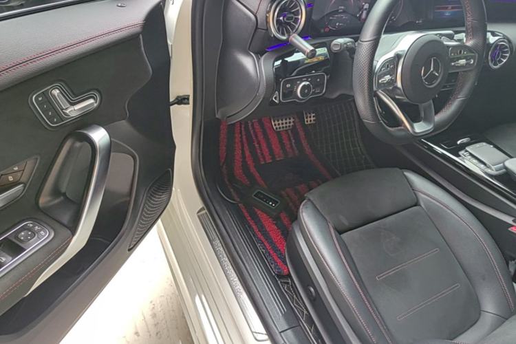 Used Mercedes-Benz CLA 2021 CLA 200 Shooting Brake Driver Seat