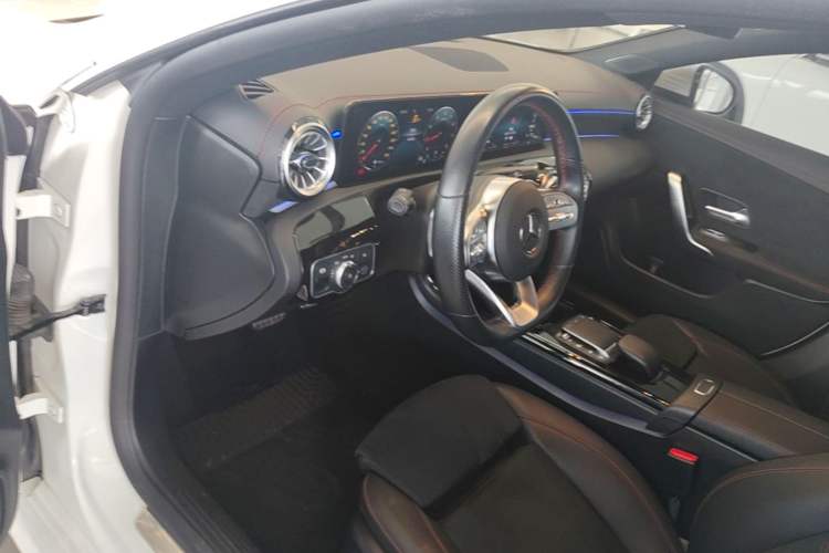 Used Mercedes-Benz CLA 2021 CLA 200 Shooting Brake Driver Seat