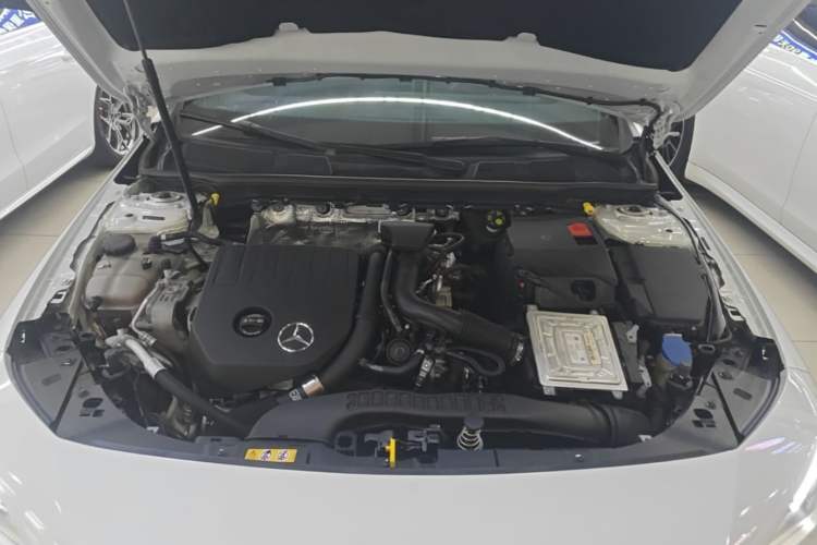 Used Mercedes-Benz CLA 2021 CLA 200 Shooting Brake Engine Bay