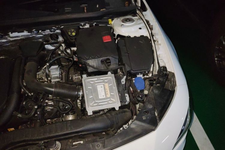 Used Mercedes-Benz CLA 2021 CLA 200 Engine Bay Left