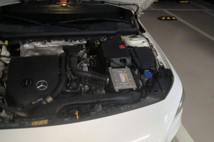 Used Mercedes-Benz CLA 2021 CLA 200 Shooting Brake Engine Bay Left
