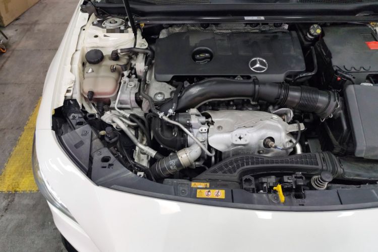 Used Mercedes-Benz CLA 2021 CLA 260 4MATIC Shooting Brake Engine Bay Right