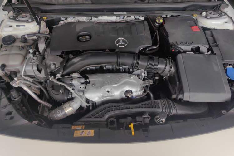 Used Mercedes-Benz CLA 2021 CLA 260 4MATIC Shooting Brake Engine Bay