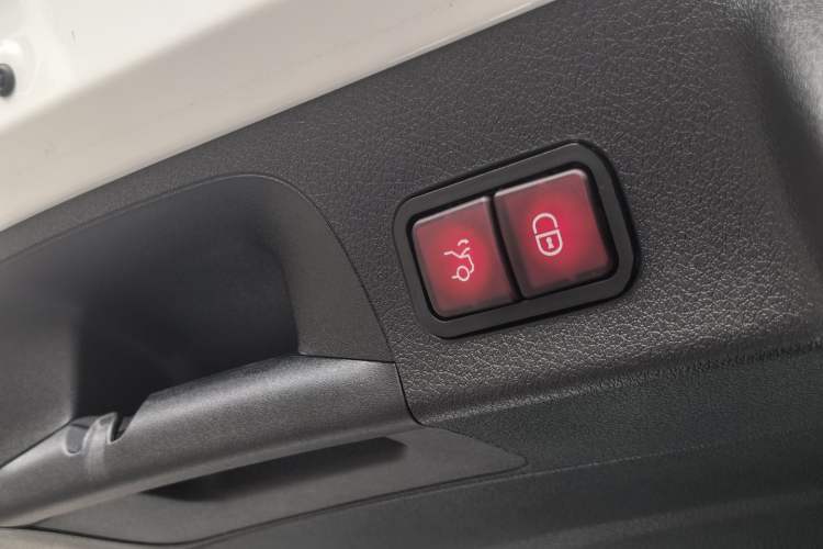 Used Mercedes-Benz CLA 2021 CLA 200 Shooting Brake Exterior 13