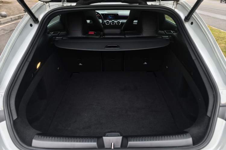 Used Mercedes-Benz CLA 2021 CLA 200 Shooting Brake Exterior 14