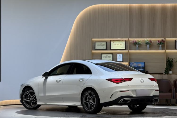 Used Mercedes-Benz CLA 2021 CLA 200 Exterior 4
