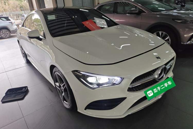 Used Mercedes-Benz CLA 2021 CLA 200 Front Right 45 Deg