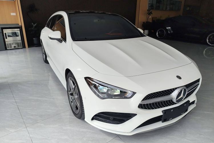 Used Mercedes-Benz CLA 2021 CLA 200 Shooting Brake Front Right 45 Deg