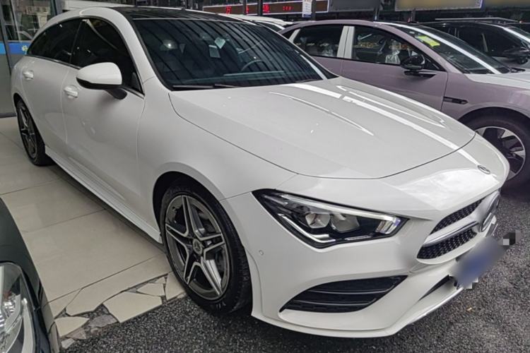 Used Mercedes-Benz CLA 2021 CLA 200 Shooting Brake Front Right 45 Deg