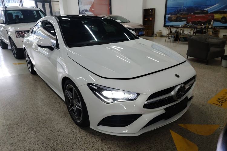 Used Mercedes-Benz CLA 2021 CLA 200 Front Right 45 Deg