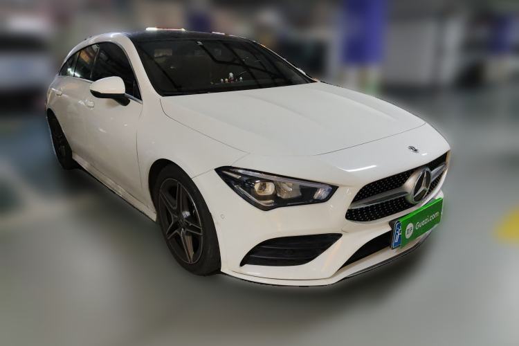 Used Mercedes-Benz CLA 2021 CLA 200 Shooting Brake Front Right 45 Deg