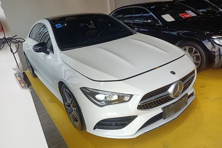 Used Mercedes-Benz CLA 2021 CLA 200 Front Right 45 Deg