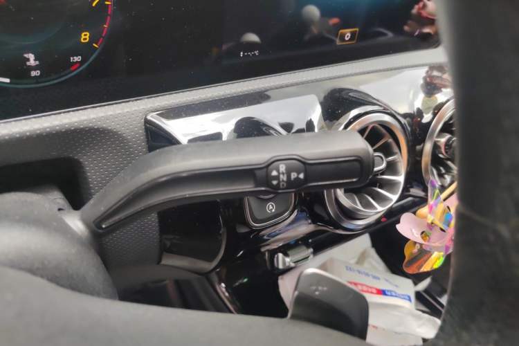 Used Mercedes-Benz CLA 2021 CLA 260 4MATIC Gear Lever