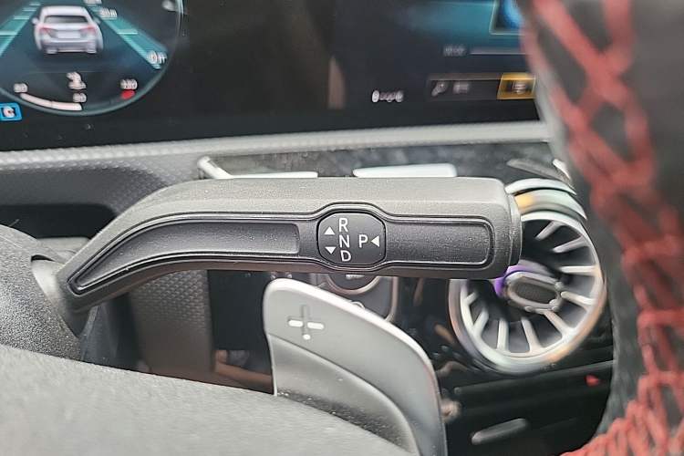 Used Mercedes-Benz CLA 2021 CLA 200 4MATIC Gear Lever