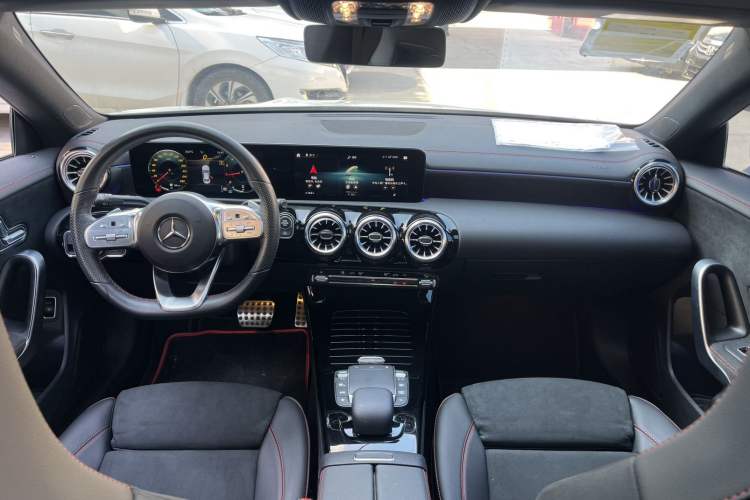 Used Mercedes-Benz CLA 2021 CLA 200 Interior 1