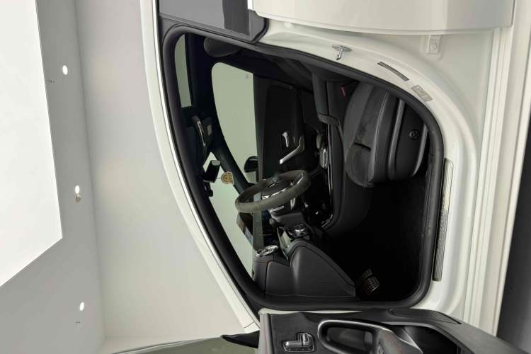 Used Mercedes-Benz CLA 2021 CLA 200 Shooting Brake Interior 2