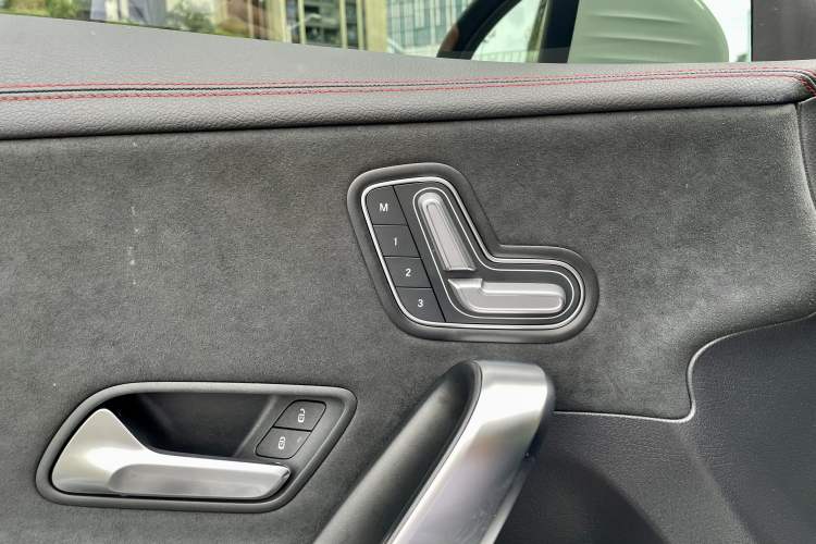 Used Mercedes-Benz CLA 2021 CLA 200 Interior 3