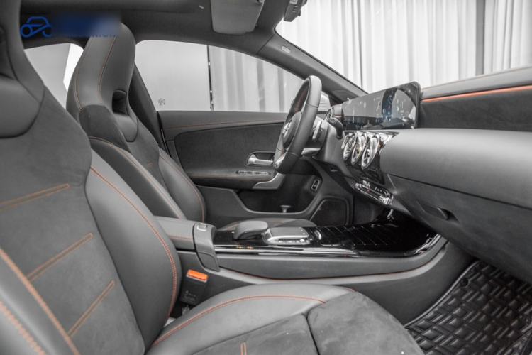 Used Mercedes-Benz CLA 2021 CLA 200 Interior 6