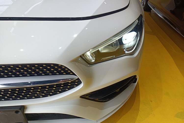 Used Mercedes-Benz CLA 2021 CLA 200 Left Front Headlight