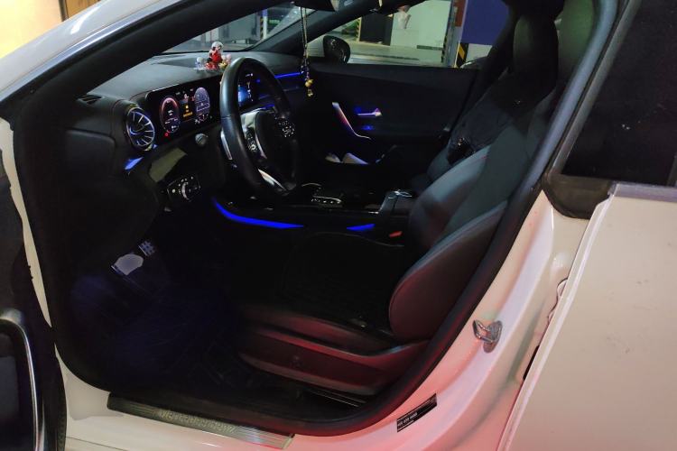 Used Mercedes-Benz CLA 2021 CLA 200 Shooting Brake Left Front Seat