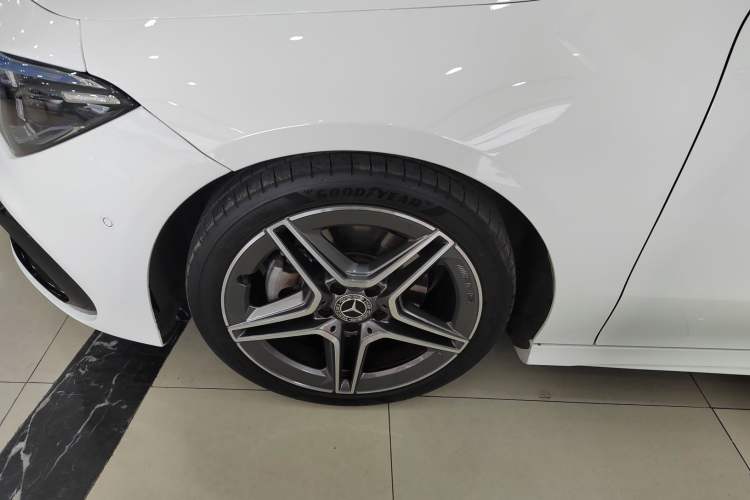 Used Mercedes-Benz CLA 2021 CLA 200 Shooting Brake Left Front Wheel Hub