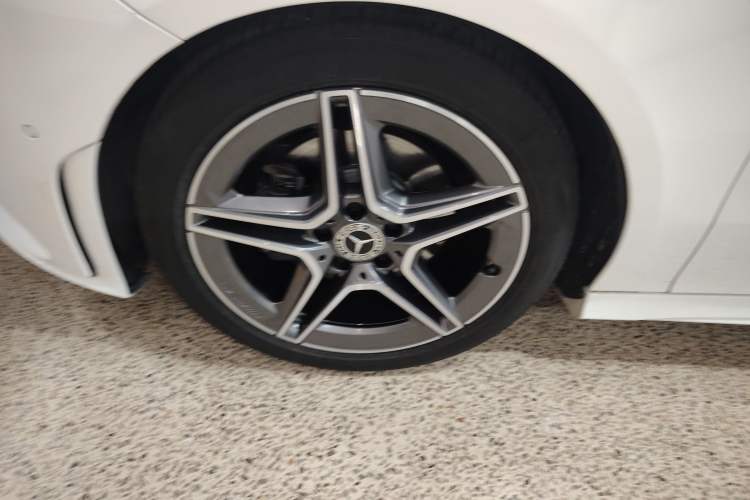 Used Mercedes-Benz CLA 2021 CLA 200 Left Front Wheel Hub
