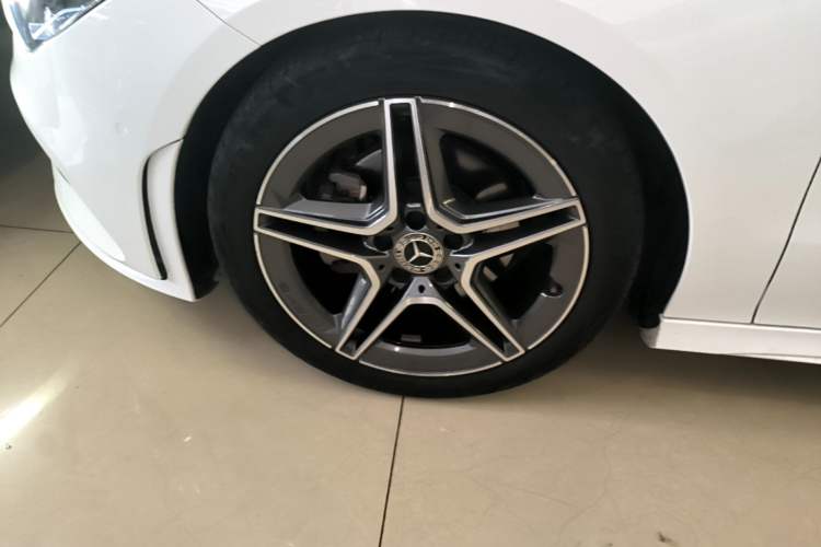 Used Mercedes-Benz CLA 2021 CLA 200 Left Front Wheel Hub