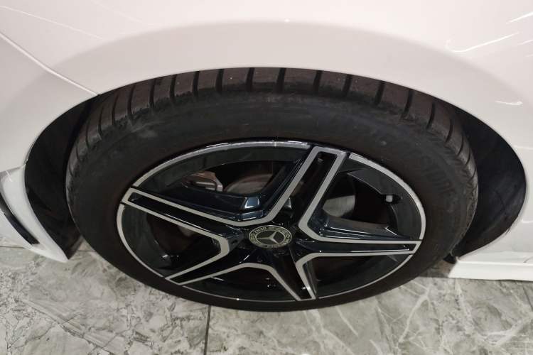 Used Mercedes-Benz CLA 2021 CLA 200 4MATIC Left Front Wheel Hub