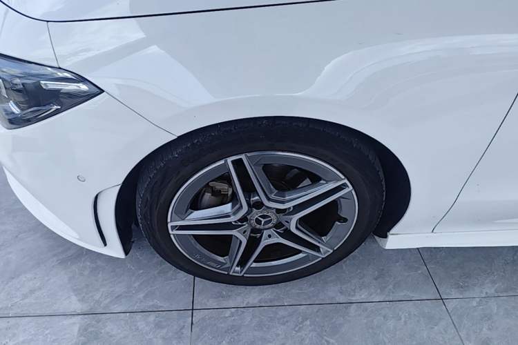 Used Mercedes-Benz CLA 2021 CLA 200 Left Front Wheel Hub