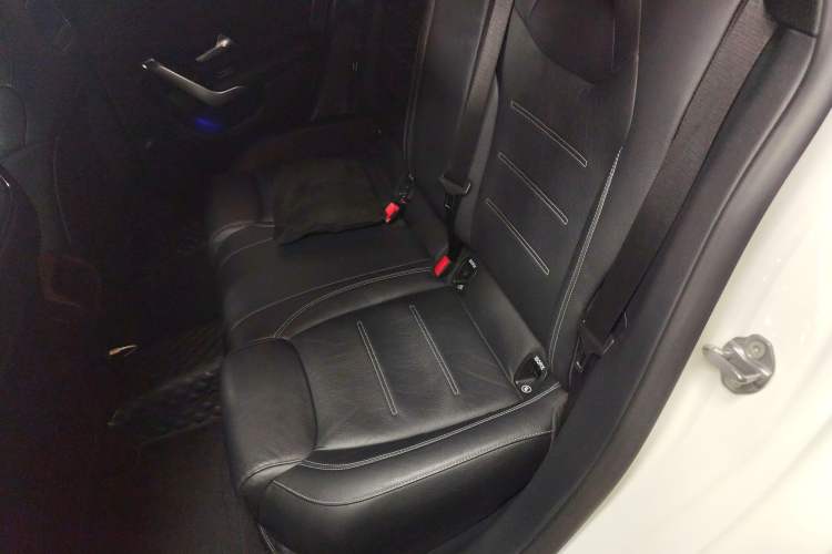 Used Mercedes-Benz CLA 2021 CLA 260 4MATIC Shooting Brake Left Rear Seat
