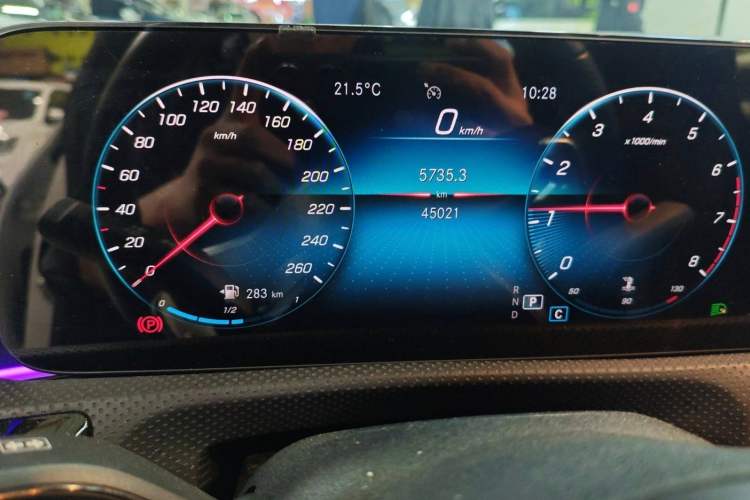 Used Mercedes-Benz CLA 2021 CLA 200 Odometer Close Up
