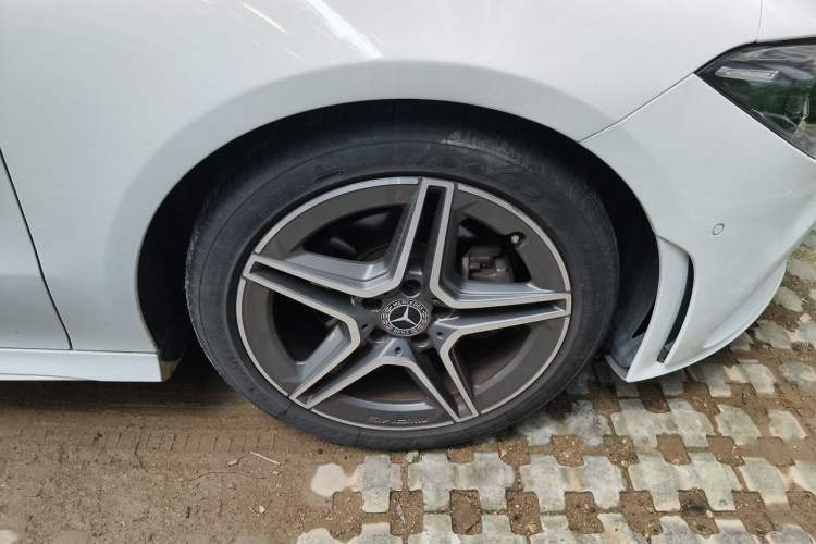 Used Mercedes-Benz CLA 2021 CLA 200 Right Front Wheel Hub