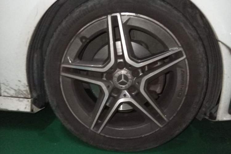 Used Mercedes-Benz CLA 2021 CLA 200 Right Front Wheel Hub