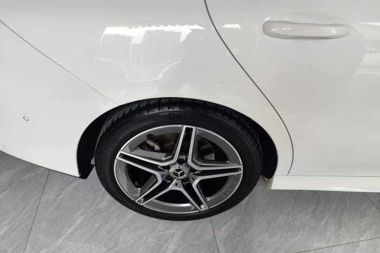 Used Mercedes-Benz CLA 2021 CLA 200 Shooting Brake Right Rear Wheel Hub