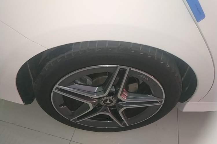 Used Mercedes-Benz CLA 2021 CLA 200 Shooting Brake Right Rear Wheel Hub