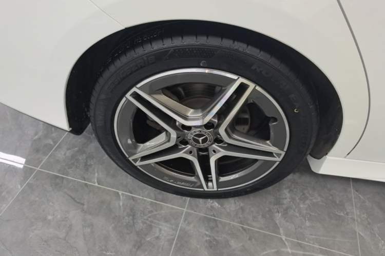 Used Mercedes-Benz CLA 2021 CLA 200 Right Rear Wheel Hub