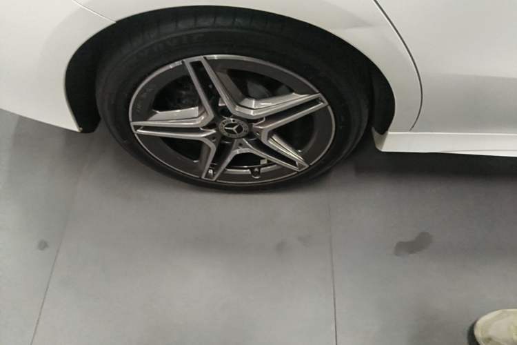 Used Mercedes-Benz CLA 2021 CLA 200 Right Rear Wheel Hub
